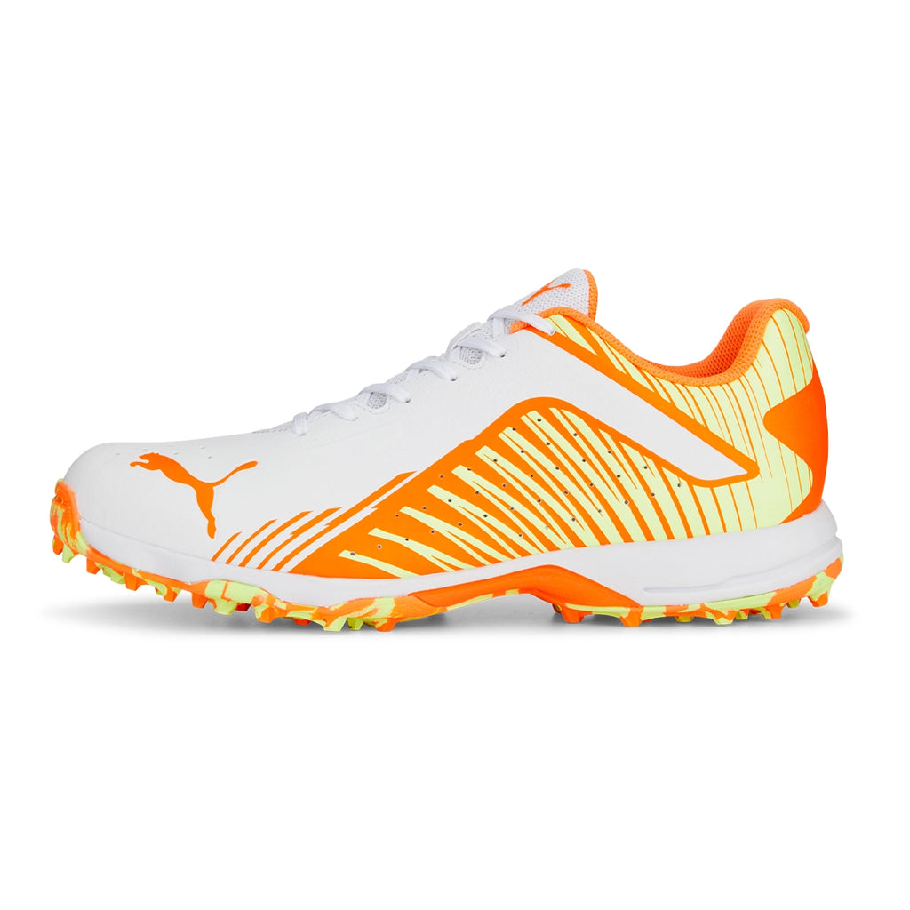 Puma Cricket Shoes, Model PUMA 22 FH Rubber, White/Orange/Yellow