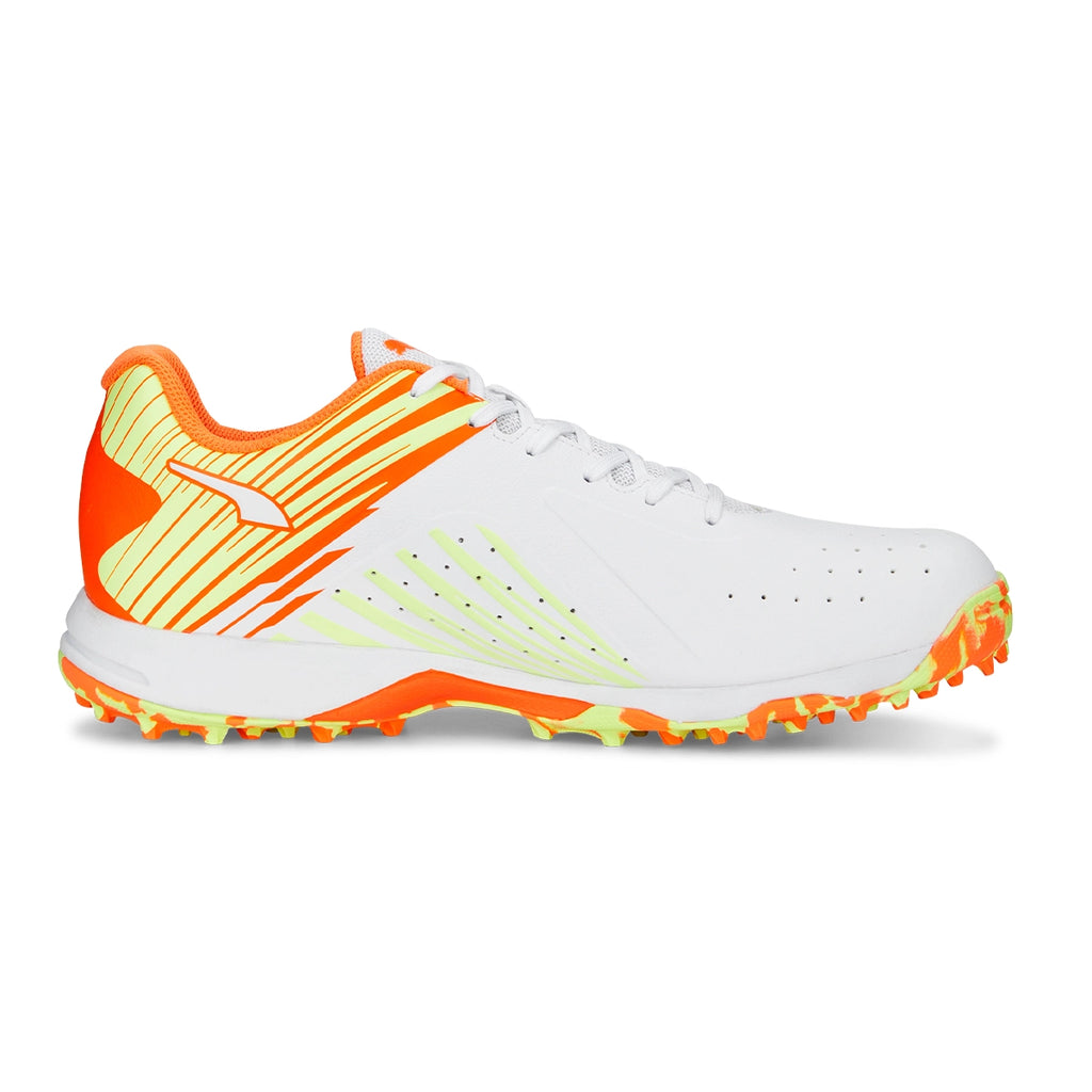 Puma Cricket Shoes, Model PUMA 22 FH Rubber, White/Orange/Yellow