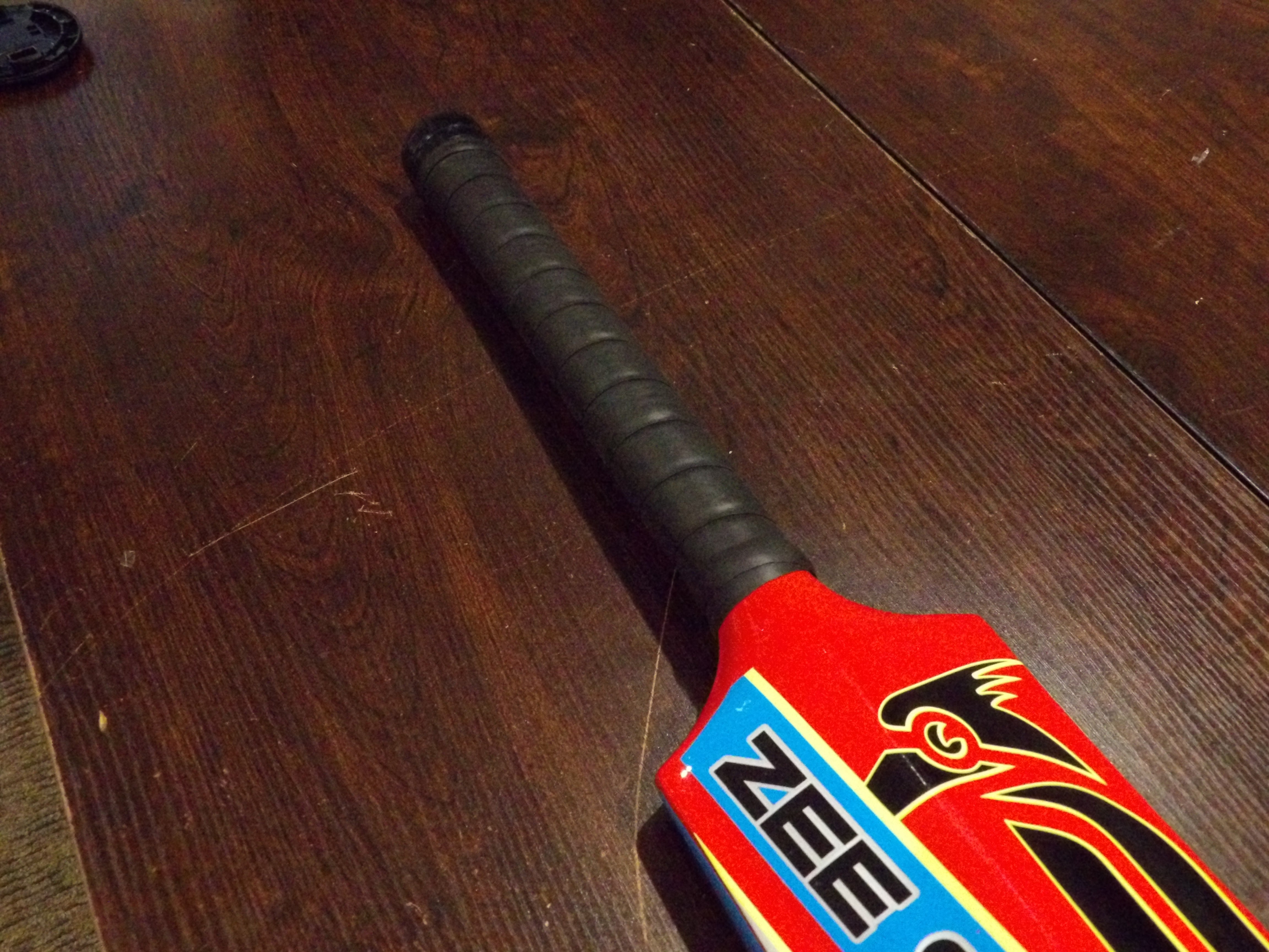 Zee Sports Woodpecker Fiberglass Cricket Tennis Bat | Red