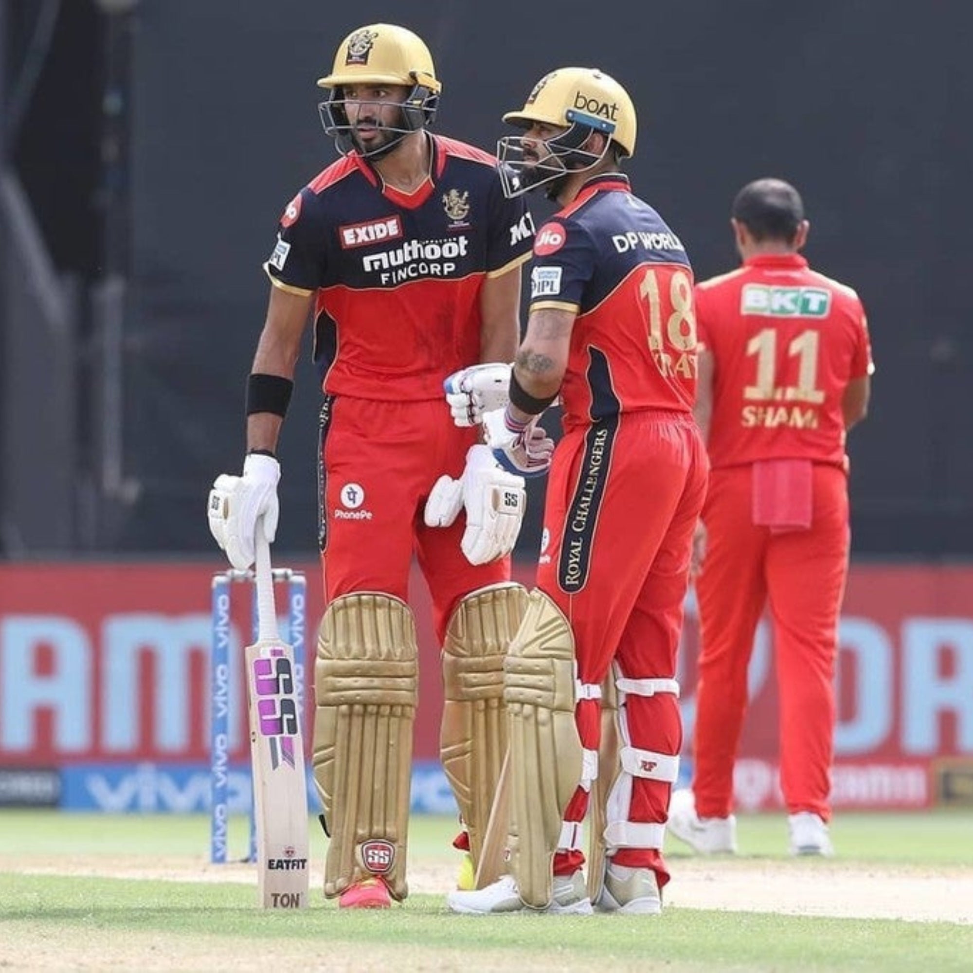 Puma Cricket Shoes One 8 Royal Blue & White