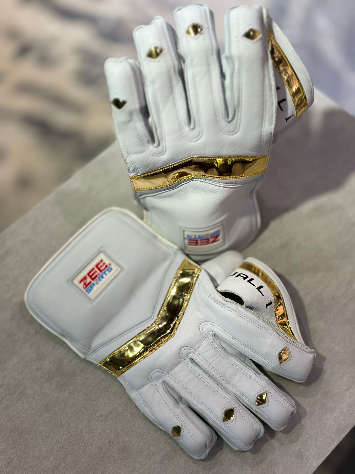 Zee Sports Wicket Keeping Gloves Jall-1