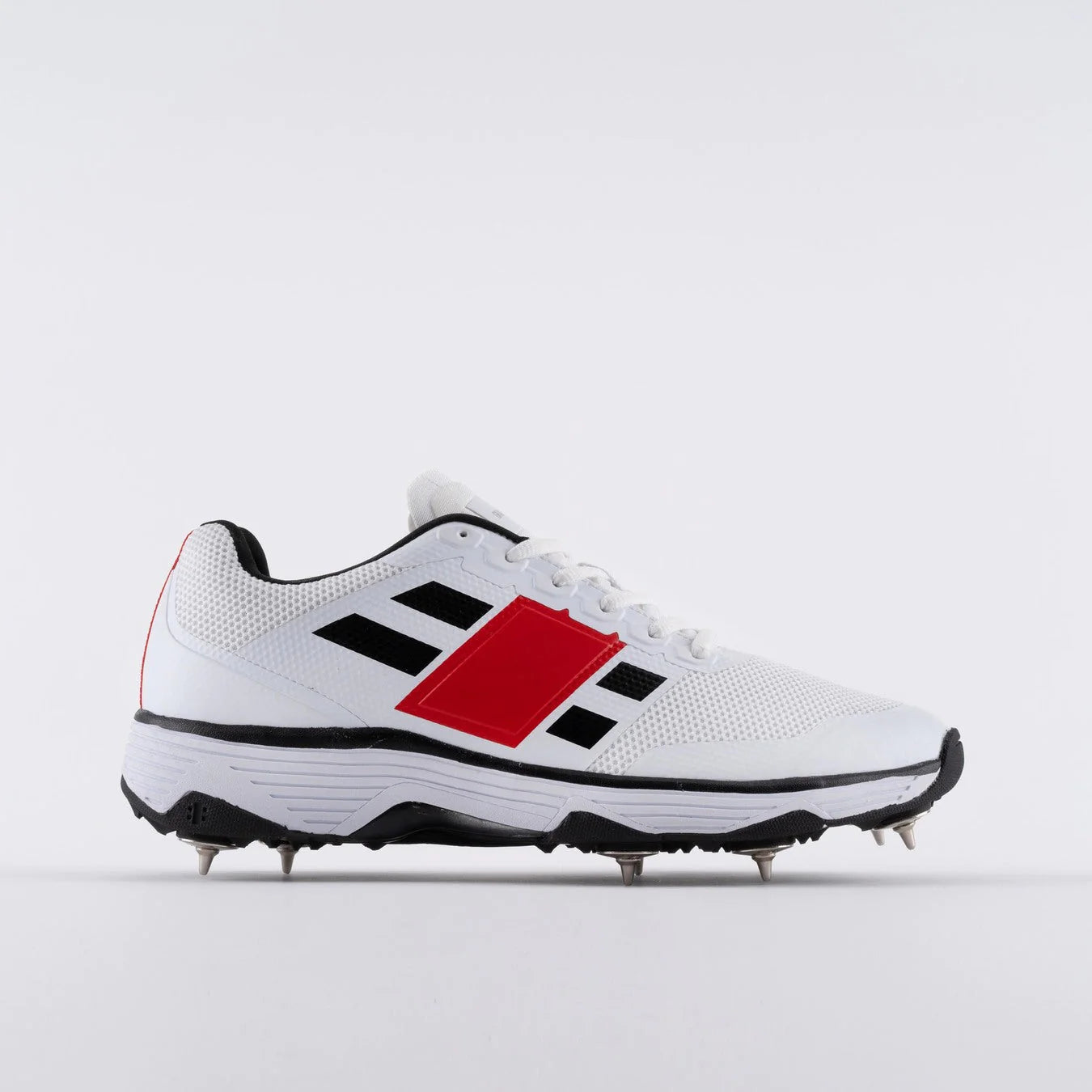 Gray Nicolls Players 2.0 Spike Cricket Shoes