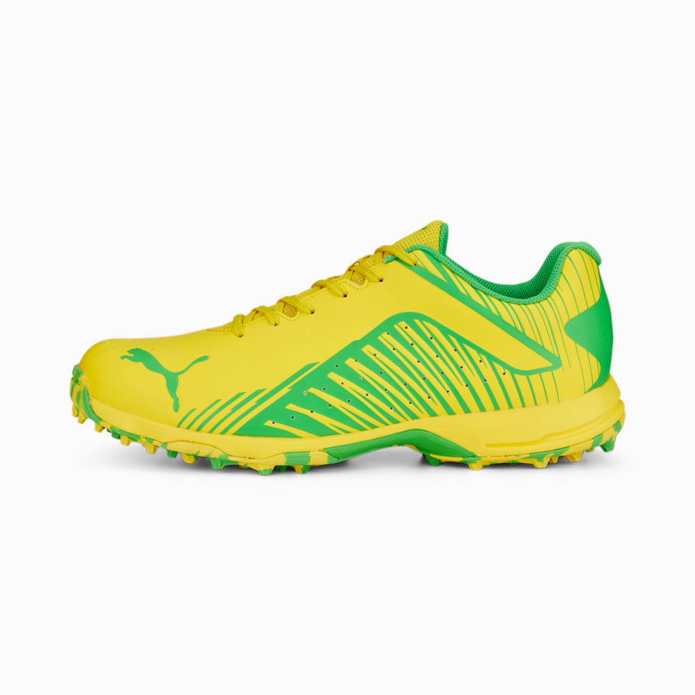 Puma Cricket Shoes, Model PUMA 22 FH Rubber, Yellow/Green