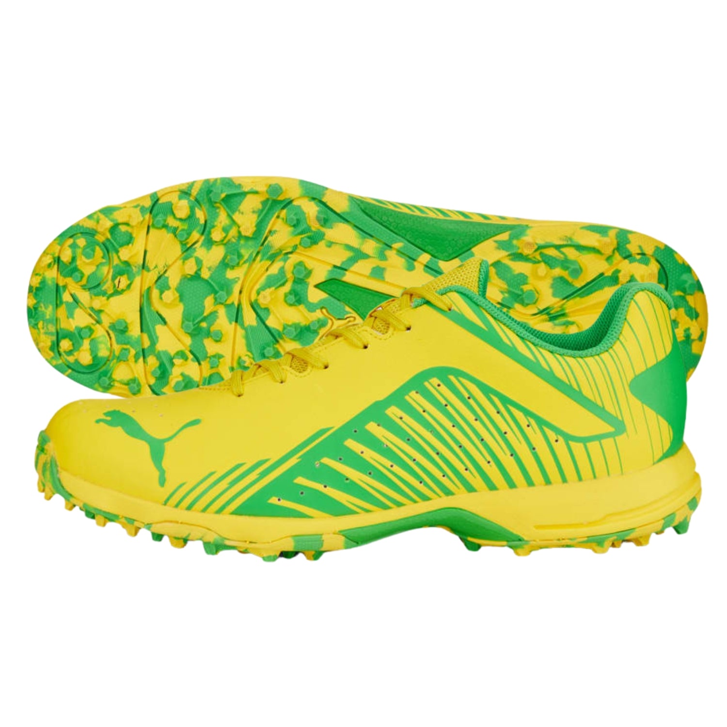 Puma Cricket Shoes, Model PUMA 22 FH Rubber, Yellow/Green