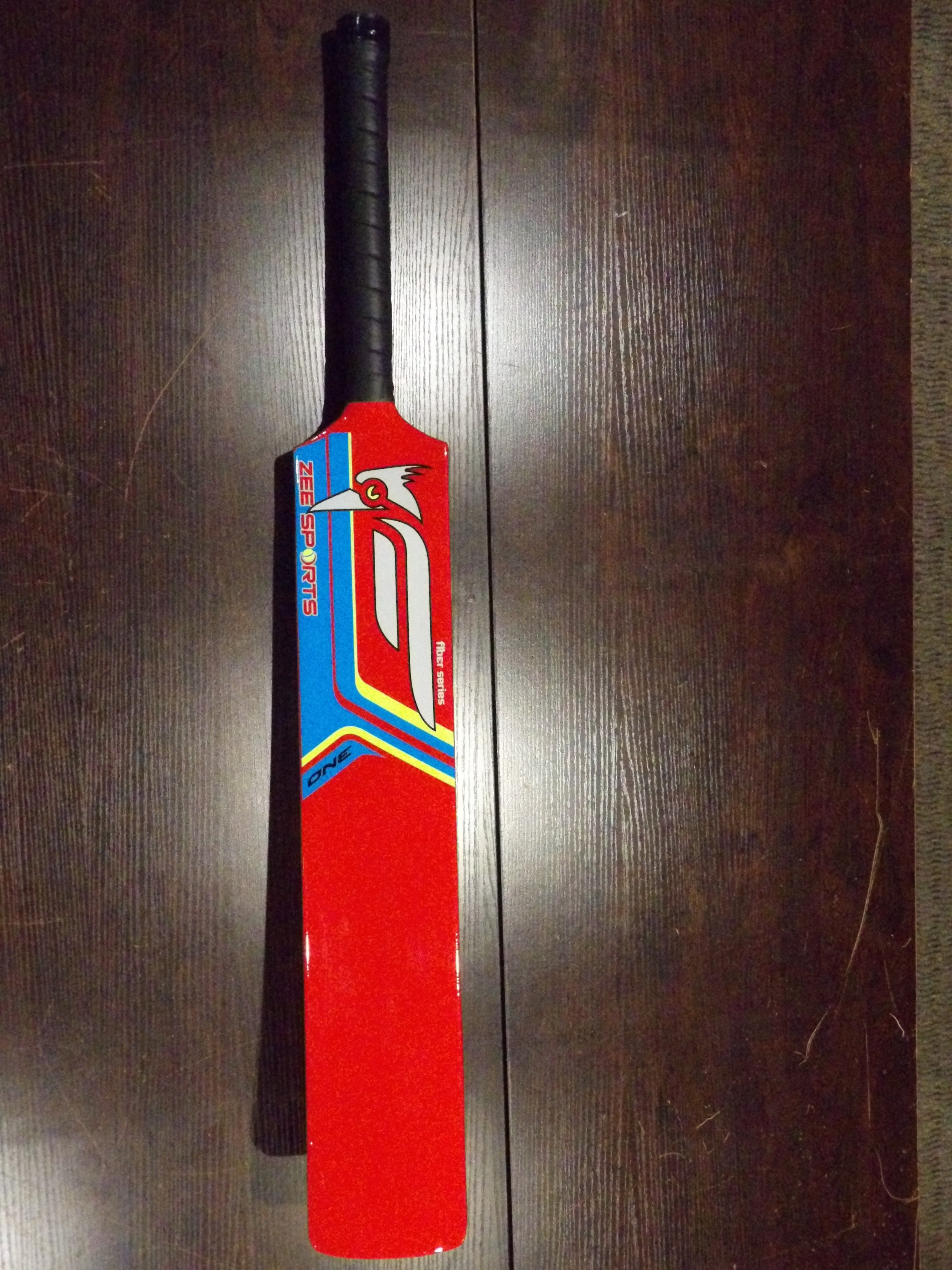 Zee Sports Woodpecker Fiberglass Cricket Tennis Bat | Red