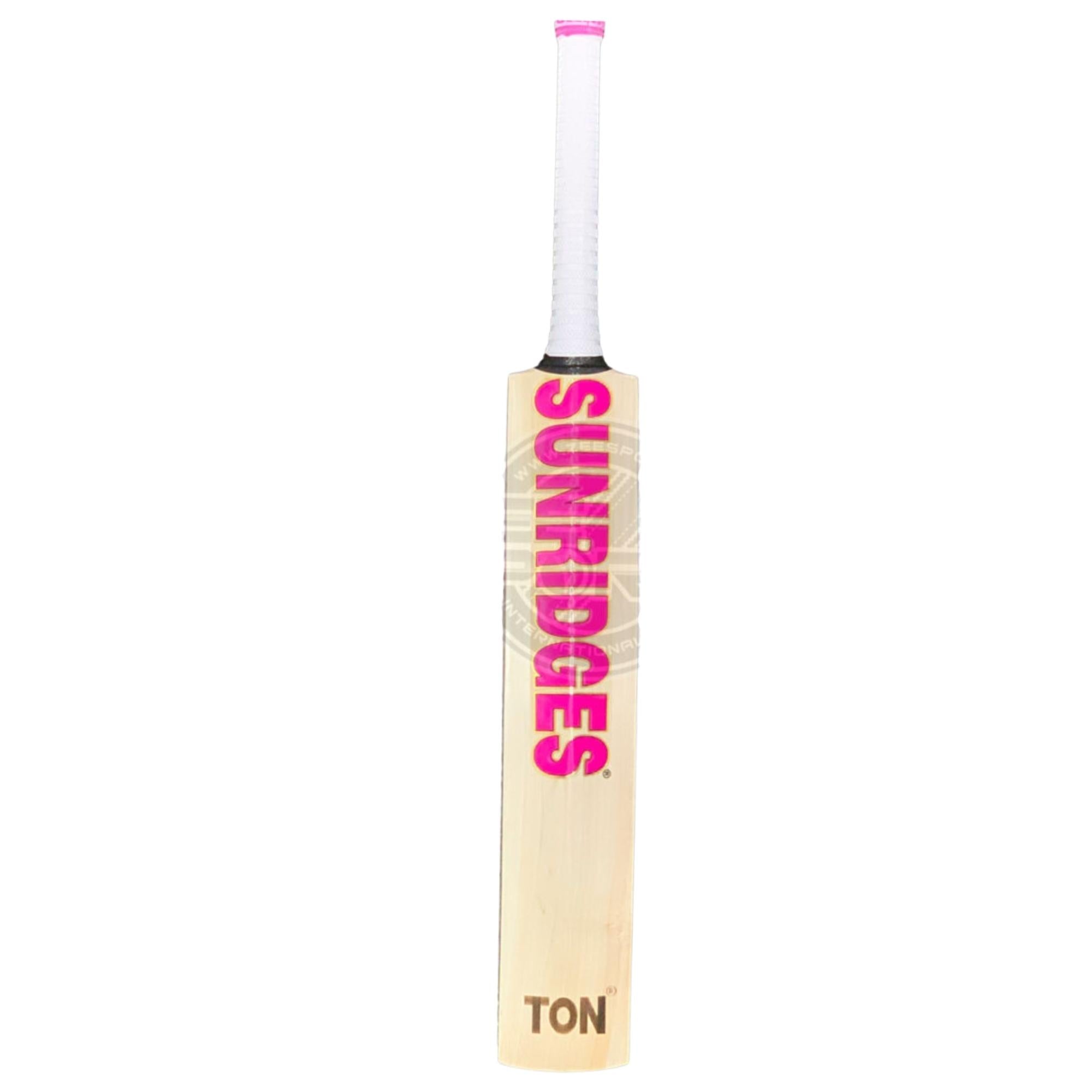 SS Ton Sunridges Gutsy Retro Classic Cricket Bat